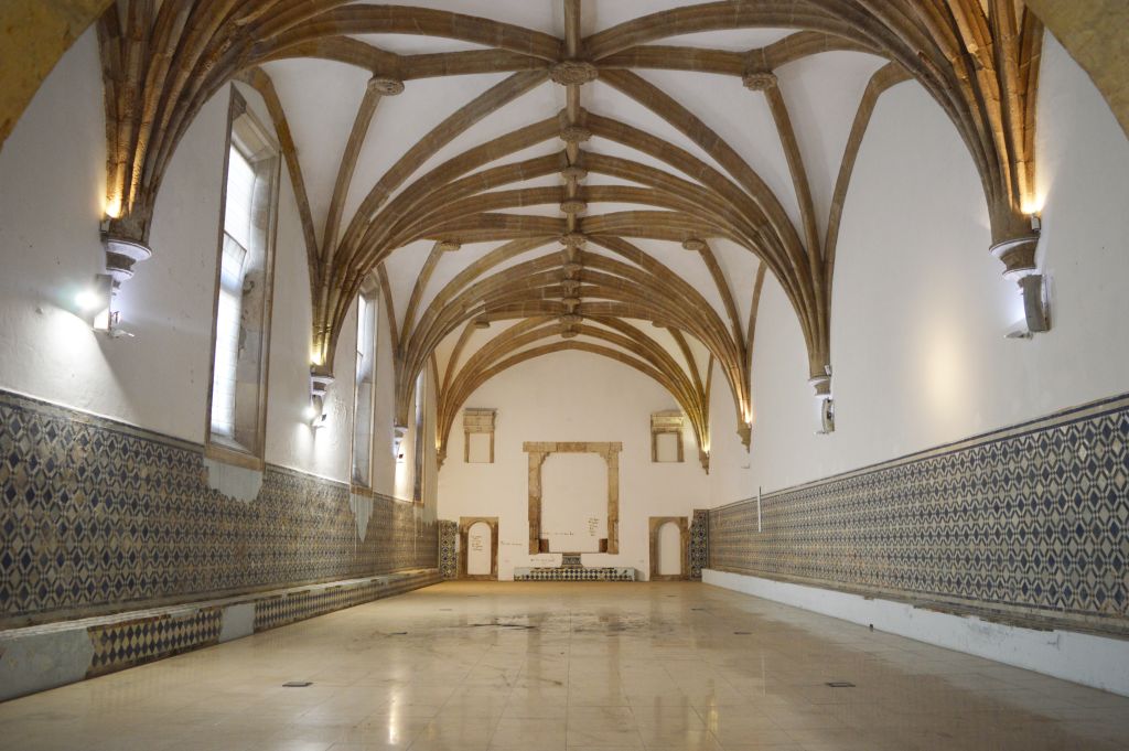 Reconfiguring UNESCO Heritage Buildings through Food Heritage